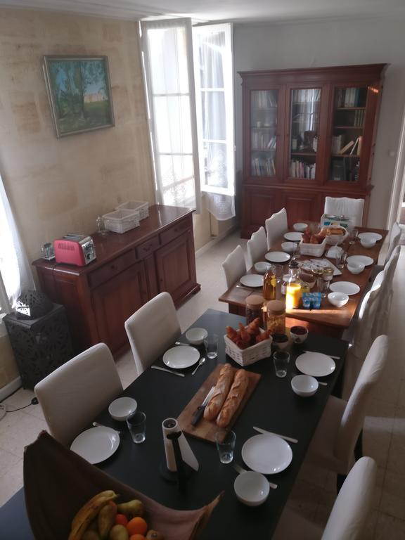 Les Gues Rivieres Bed & Breakfast Pujols  Luaran gambar