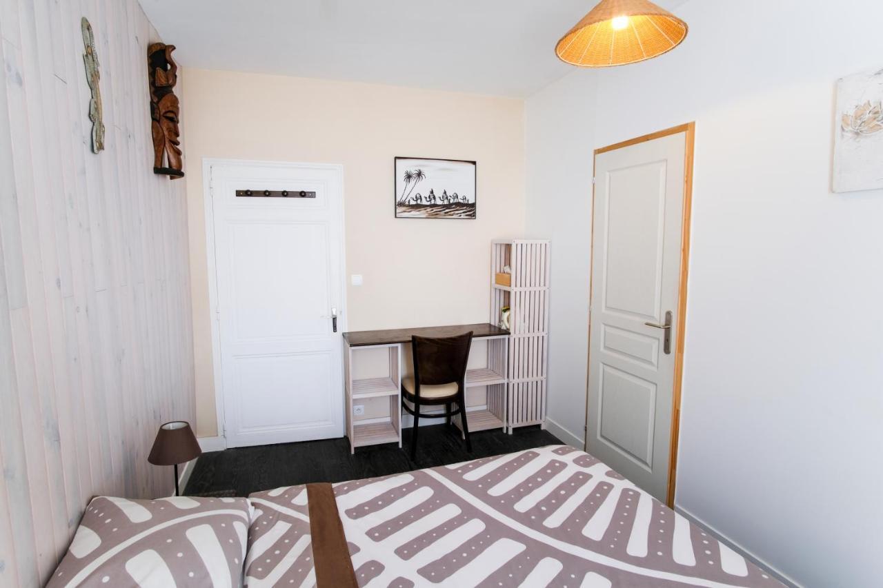 Les Gues Rivieres Bed & Breakfast Pujols  Luaran gambar