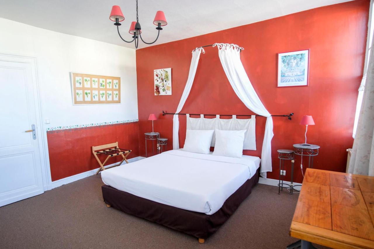 Les Gues Rivieres Bed & Breakfast Pujols  Luaran gambar